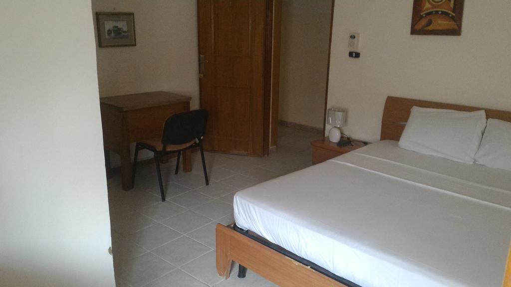 Residence Diane Ouagadougou Dış mekan fotoğraf