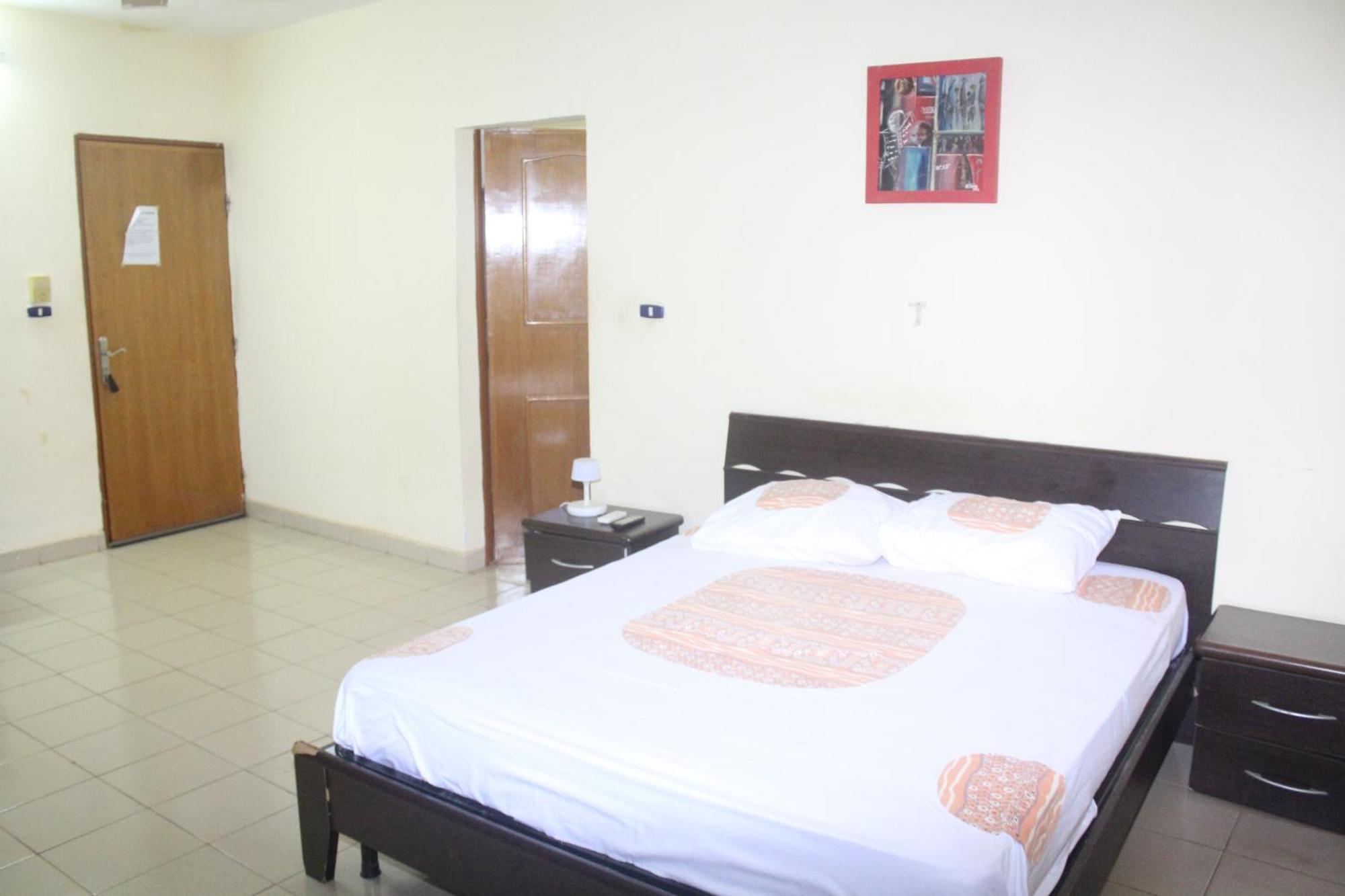 Residence Diane Ouagadougou Dış mekan fotoğraf