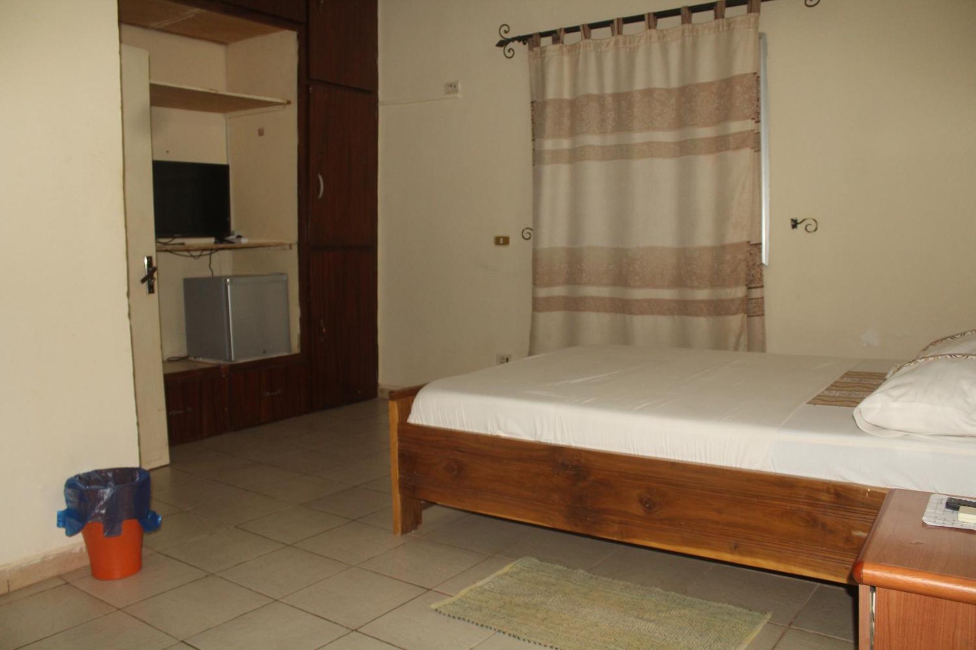Residence Diane Ouagadougou Dış mekan fotoğraf