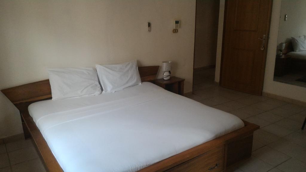 Residence Diane Ouagadougou Dış mekan fotoğraf